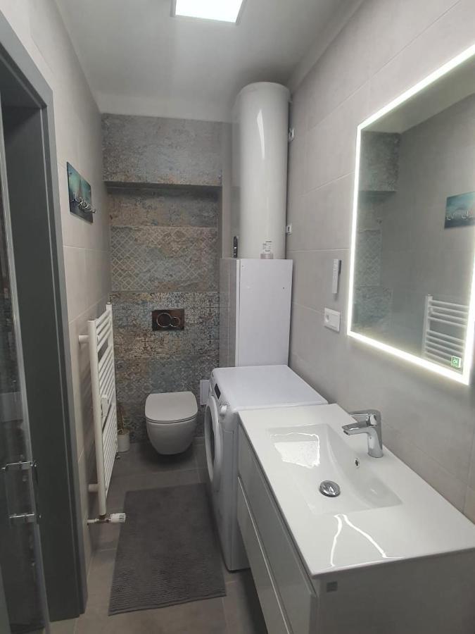 Appartamento Monar Exclusive Center Free Parking In Garage Košice Esterno foto